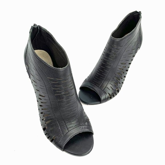 ALDO Dwaima‎ Black Leather Peep Toe Stiletto Booties - Picture 9 of 11